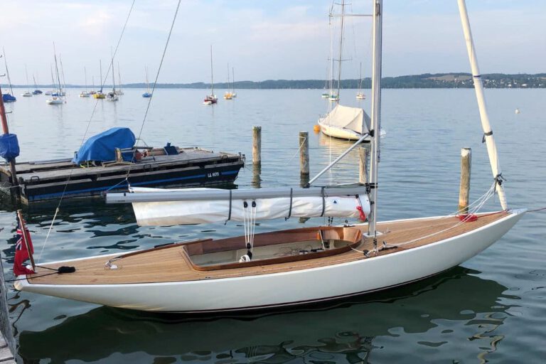 Rustler 24 A Beautiful Classic Long keel Trailerable Dayboat