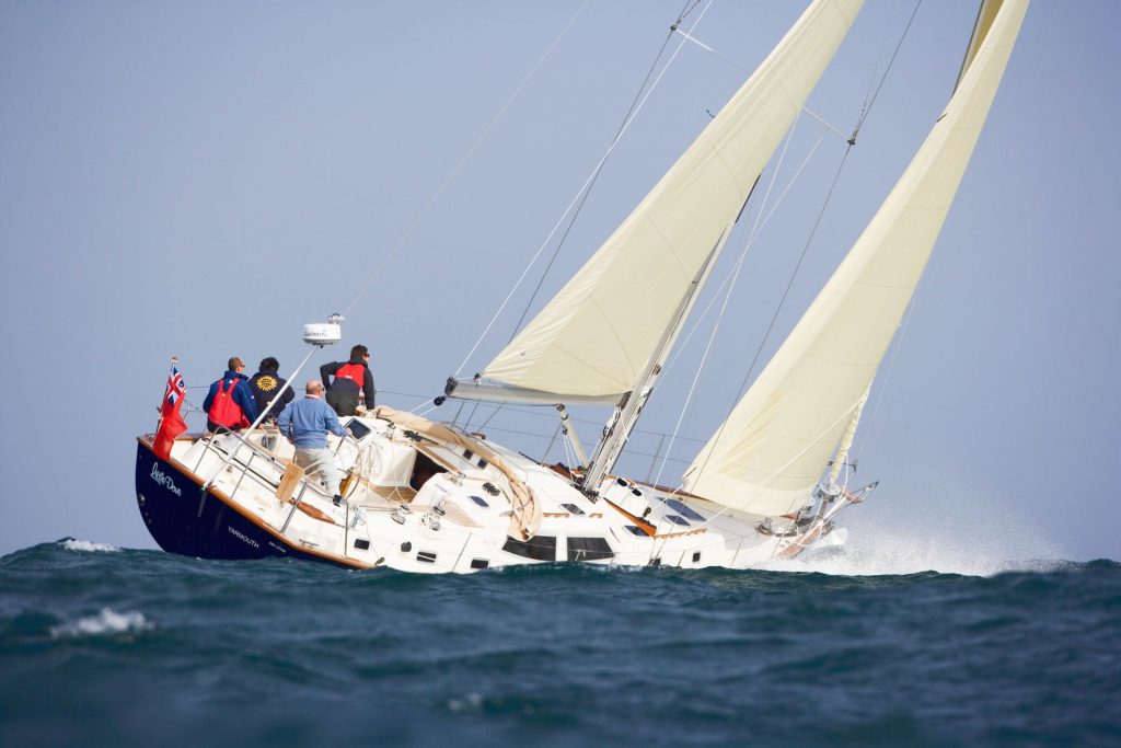 Rustler Yachts - Rustler 44